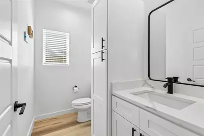 2225 Bethurum Avenue, Dallas, TX 75215 - Photo 9
