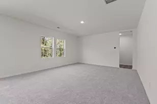 913 Harvest Ter, Glenn Heights, TX 75154 - Photo 13