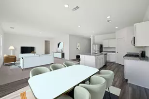 913 Harvest Ter, Glenn Heights, TX 75154 - Photo 5