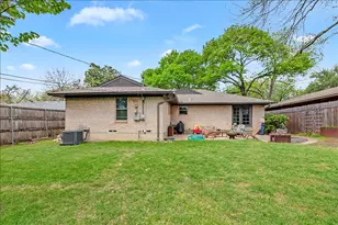 8030 Hunnicut Rd, Dallas, TX 75228 - Photo 29