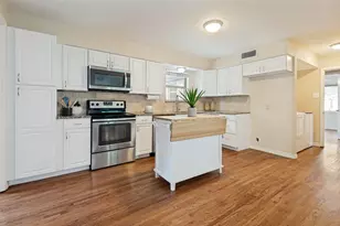 8030 Hunnicut Rd, Dallas, TX 75228 - Photo 13