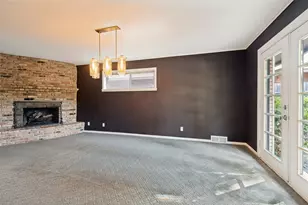 8030 Hunnicut Rd, Dallas, TX 75228 - Photo 19
