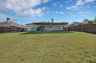 4925 St Thomas Pl, Fort Worth, TX 76135 - Photo 27