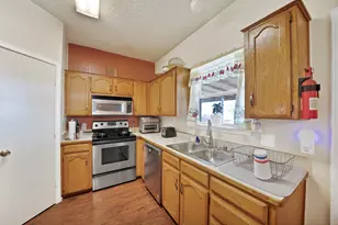 4925 St Thomas Pl, Fort Worth, TX 76135 - Photo 19