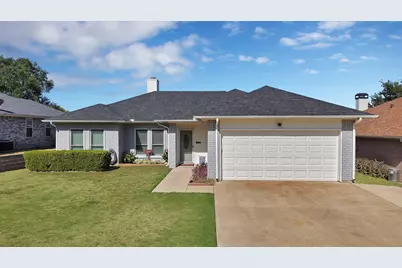 4925 Saint Thomas Place, Fort Worth, TX 76135 - Photo 1
