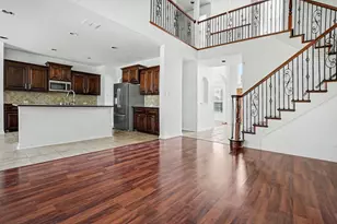3023 Riverwood Ln, Grand Prairie, TX 75052 - Photo 3