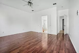 3023 Riverwood Ln, Grand Prairie, TX 75052 - Photo 15