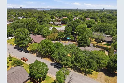 314 Brookside Drive, Grapevine, TX 76051 - Photo 33