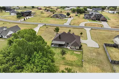 197 Savannah Drive, Weatherford, TX 76087 - Photo 37
