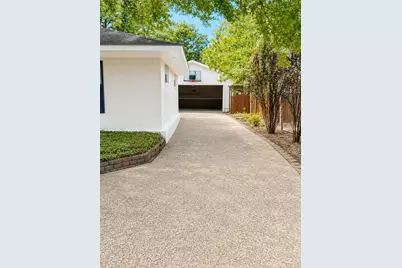 704 Dobbins Road, Corsicana, TX 75110 - Photo 3