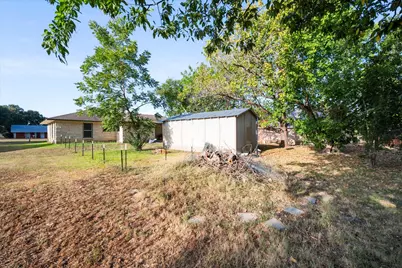 807 E Tyler Street, Mexia, TX 76667 - Photo 25