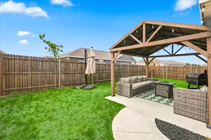 11741 Marcellus Wy, Justin, TX 76247 - Photo 29