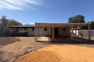 5421 Bonnie Wayne St, Haltom City, TX 76117 - Photo 23