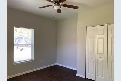1012 Faye Street, Gainesville, TX 76240 - Photo 5