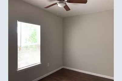 1012 Faye Street, Gainesville, TX 76240 - Photo 7