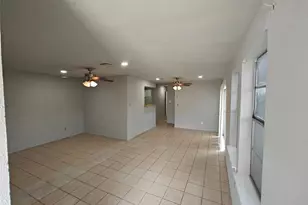123 Prairie Creek Cir, Princeton, TX 75407 - Photo 5