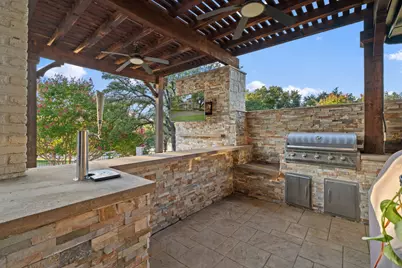 100 Krohn Court, Irving, TX 75038 - Photo 9