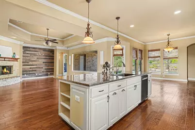 6909 Heritage Oaks Drive, Mansfield, TX 76063 - Photo 7