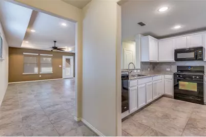 2325 Beachfront Drive, Frisco, TX 75036 - Photo 9