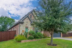 4945 Campbeltown Dr, Flower Mound, TX 75028 - Photo 3