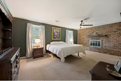 13512 Challaburton Drive, Farmers Branch, TX 75234 - Photo 3