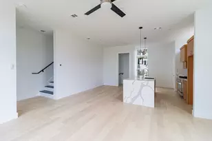 4210 Roseland Ave, Dallas, TX 75204 - Photo 11