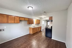 1603 S Hall St, Ennis, TX 75119 - Photo 9