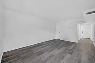 1801 E Grauwyler Rd, Irving, TX 75061 - Photo 9