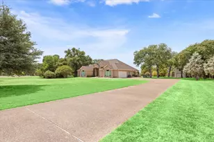 111 Spring Creek St, Waco, TX 76705 - Photo 3