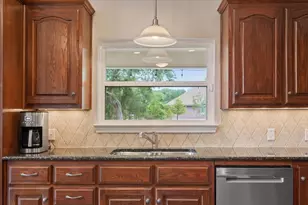 111 Spring Creek St, Waco, TX 76705 - Photo 15