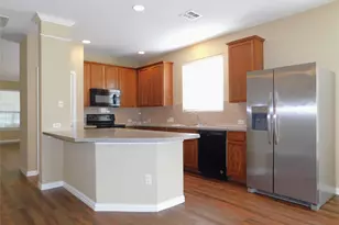 316 Hummingbird Dr, Little Elm, TX 75068 - Photo 11