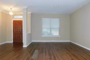 316 Hummingbird Dr, Little Elm, TX 75068 - Photo 7