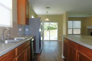 316 Hummingbird Dr, Little Elm, TX 75068 - Photo 13