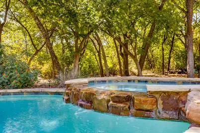 392 Creek Bend Drive, Aledo, TX 76008 - Photo 35
