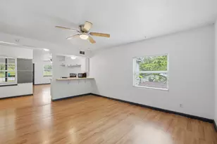 620 E Sears St, Denison, TX 75021 - Photo 3