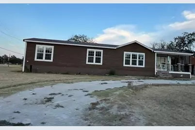 209 N Avenue C, Knox City, TX 79529 - Photo 9