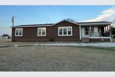209 N Avenue C, Knox City, TX 79529 - Photo 9