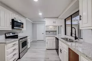 3161 Golden Oak, Farmers Branch, TX 75234 - Photo 13