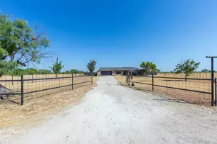 1948 Elmdale Rd S, Abilene, TX 79602 - Photo 3