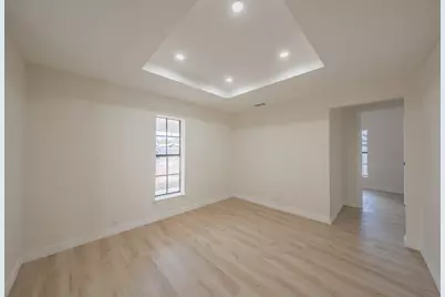 307 Ross Avenue, Glen Rose, TX 76043 - Photo 11