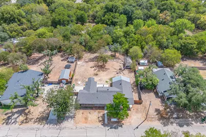 307 Ross Avenue, Glen Rose, TX 76043 - Photo 3