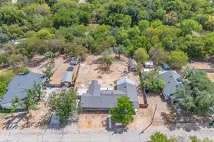 307 Ross Ave, Glen Rose, TX 76043 - Photo 3
