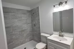 705 E Jones St, Sherman, TX 75090 - Photo 5