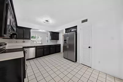 7335 Antoine Drive, Houston, TX 77088 - Photo 13