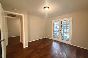 510 W Marvin Ave, Waxahachie, TX 75165 - Photo 9