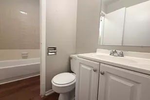 510 W Marvin Ave, Waxahachie, TX 75165 - Photo 7