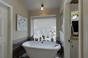 1946 Oakbluff Dr, Carrollton, TX 75007 - Photo 27