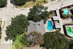 1946 Oakbluff Dr, Carrollton, TX 75007 - Photo 33