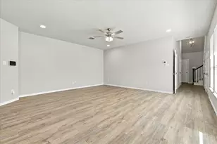 216 Wayside Ct, Bedford, TX 76021 - Photo 3