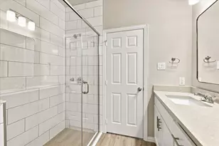 216 Wayside Ct, Bedford, TX 76021 - Photo 11